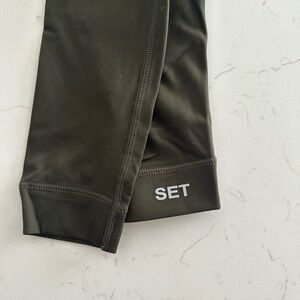 SET Active Army Green Leggings